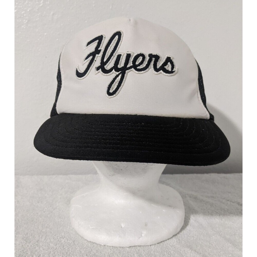 Vintage Philadelphia Flyers Script Hat Black White Universal Tag NHL Snapback